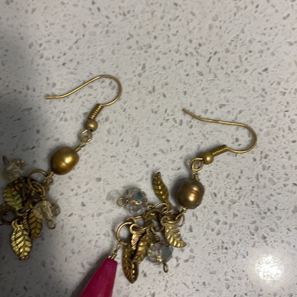 Dangling earrings - Picture 2 of 3